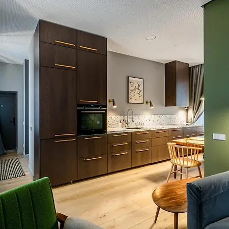 Apartment Family Avaro