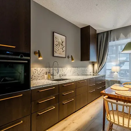 Family Avaro Apartment Heviz