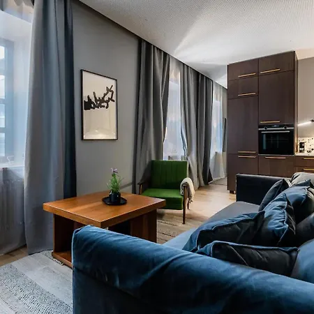 Apartment Family Avaro *